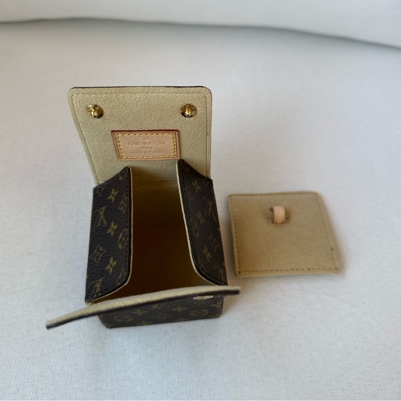 Louis Vuitton Monogram Canvas Travel Jewelry Box for a pendant/earrings/ring NWT - Picture 4 of 8